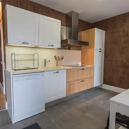 Modern Flat Near Marques Appartamento *