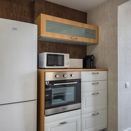 Apartman Modern Flat Near Marques *