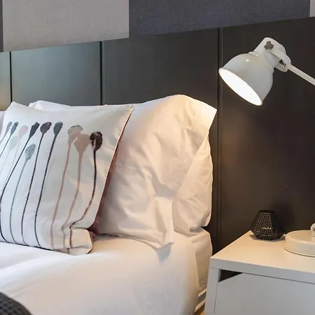 Modern Flat Near Marques Lisbona